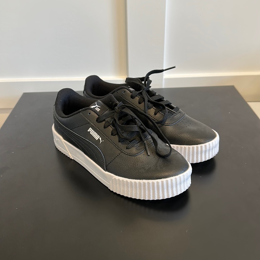 Black Puma Shoes